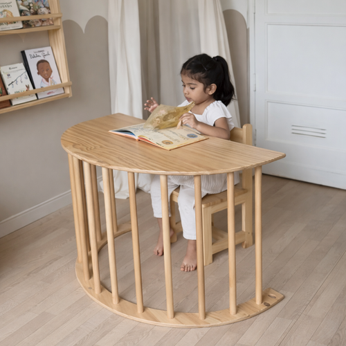 طاولة خشبية متعددة الاستعمالات